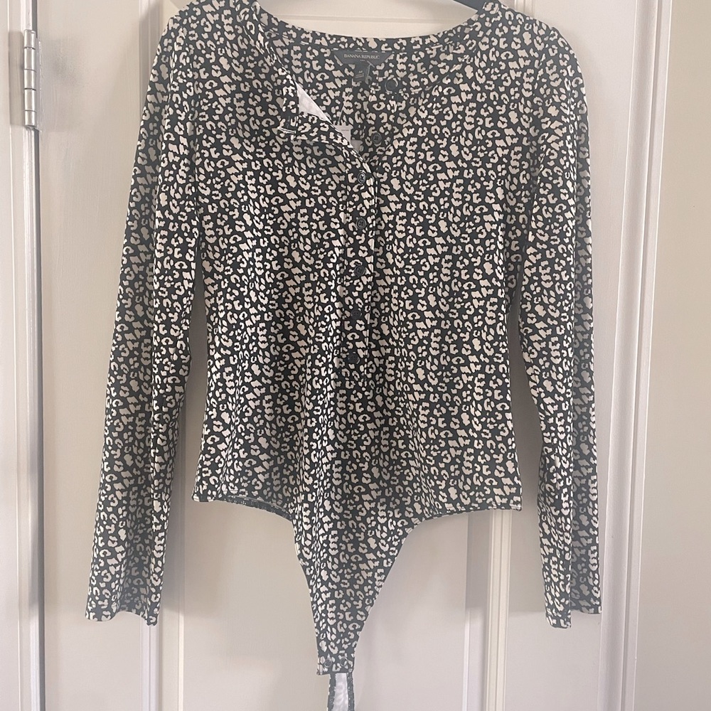 Banana Republic Printed Body Suit - New!